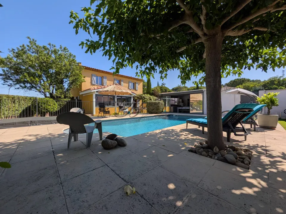 Villa a Pertuis, Vaucluse - foto 1