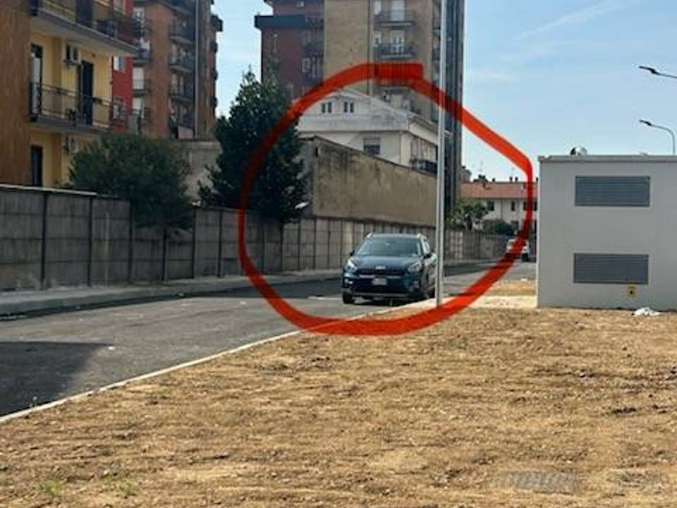 Erhvervsejendom i Trezzano sul Naviglio, Milan - foto 4