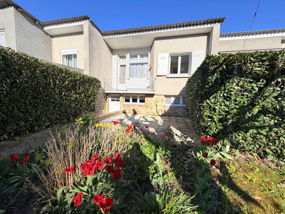 Villa en Gueugnon, Saone-et-Loire - foto 1
