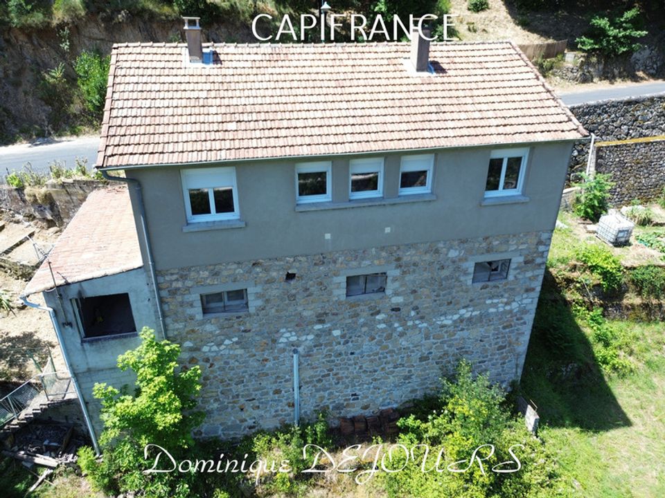 Villa em Saint-Sauveur-de-Montagut, Ardeche - foto 1