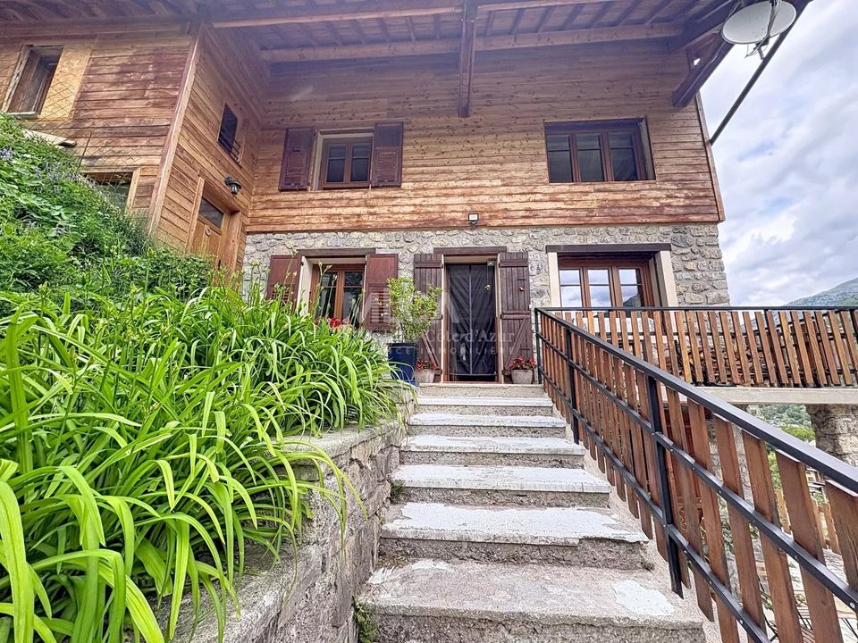 Leilighet i Saint-Étienne-de-Tinée, Alpes-Maritimes - bilde 1