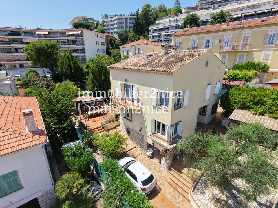 Villa i Nice, Alpes-Maritimes - foto 1