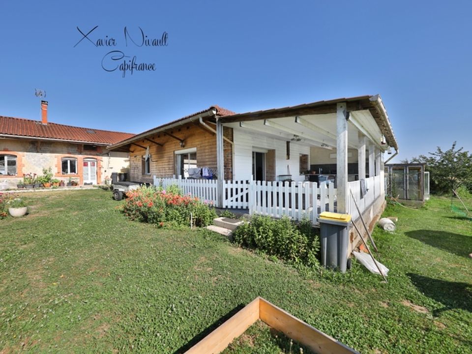 Villa en Saint-Amour, Jura - foto 1