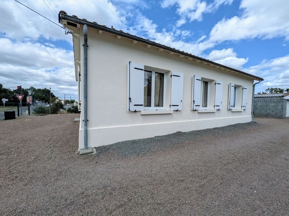 Villa en Thouars, Deux-Sevres - foto 1