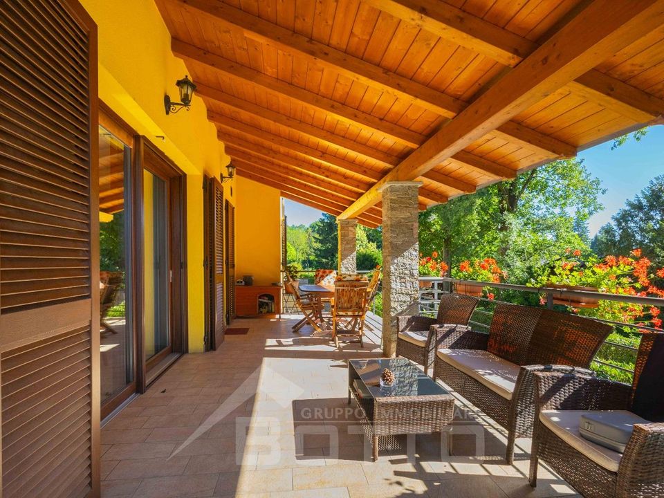 Haus in Oleggio Castello, Novara - Foto 1