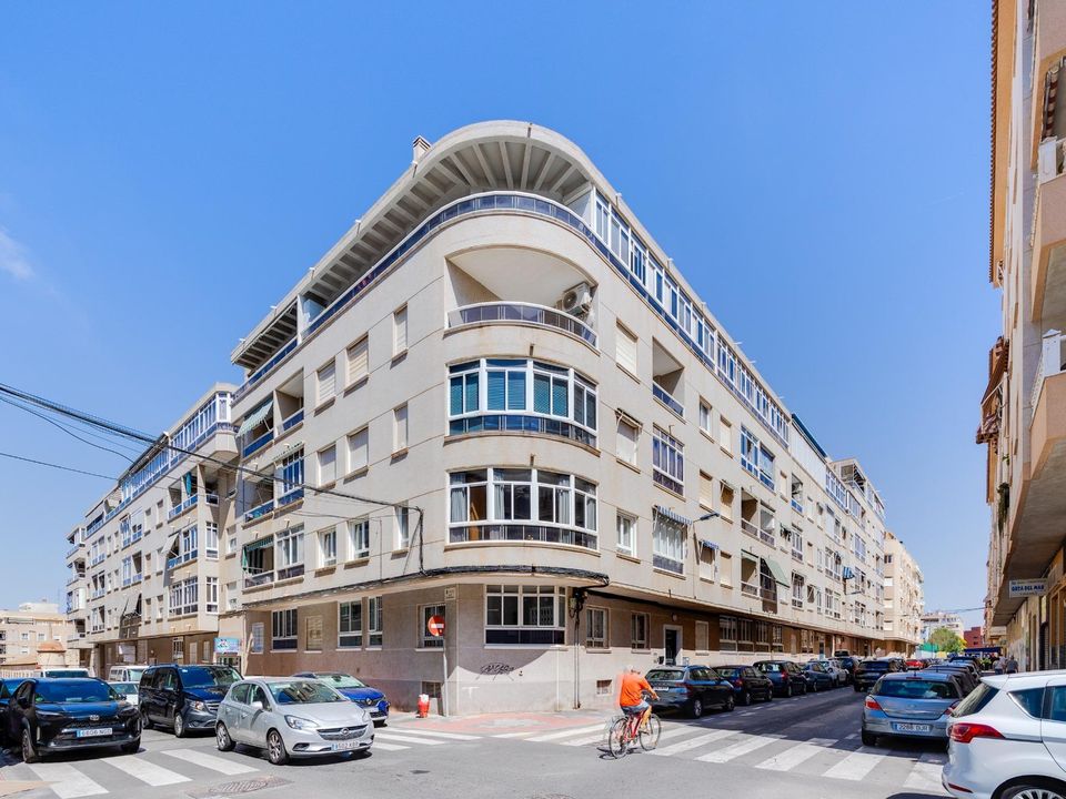 Lägenhet i Torrevieja, Alicante - foto 1