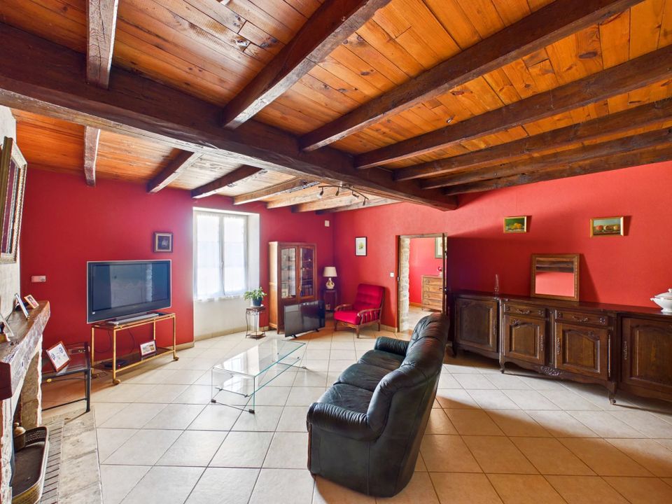 Villa en Salles-de-Villefagnan, Charente - foto 4