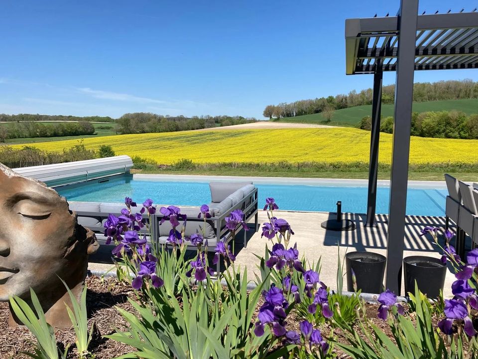 Villa in Bonnes, Charente - foto 2