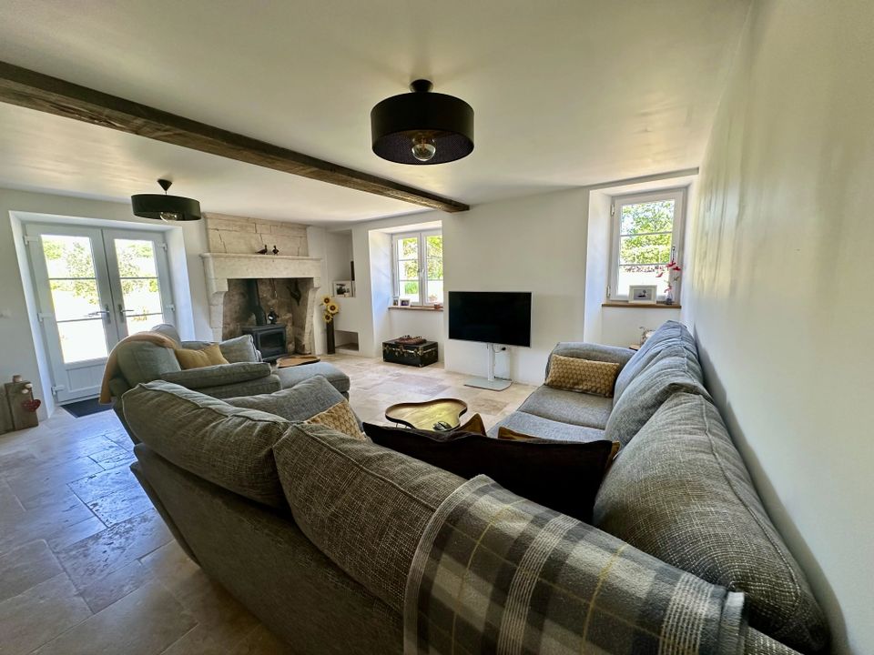 Villa in Bonnes, Charente - foto 4
