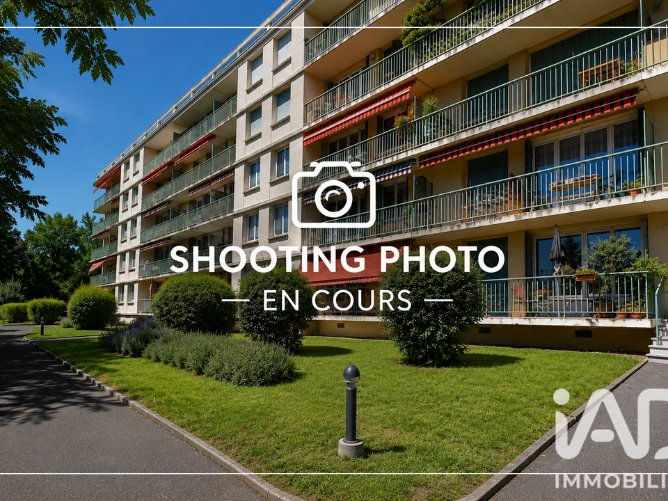 Lejlighed i Fontaines-sur-Saone, Rhone - foto 1