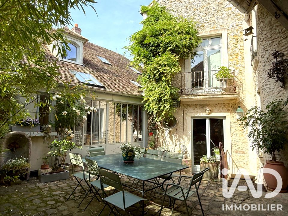 Villa i Montfort-l'Amaury, Yvelines - bilde 1