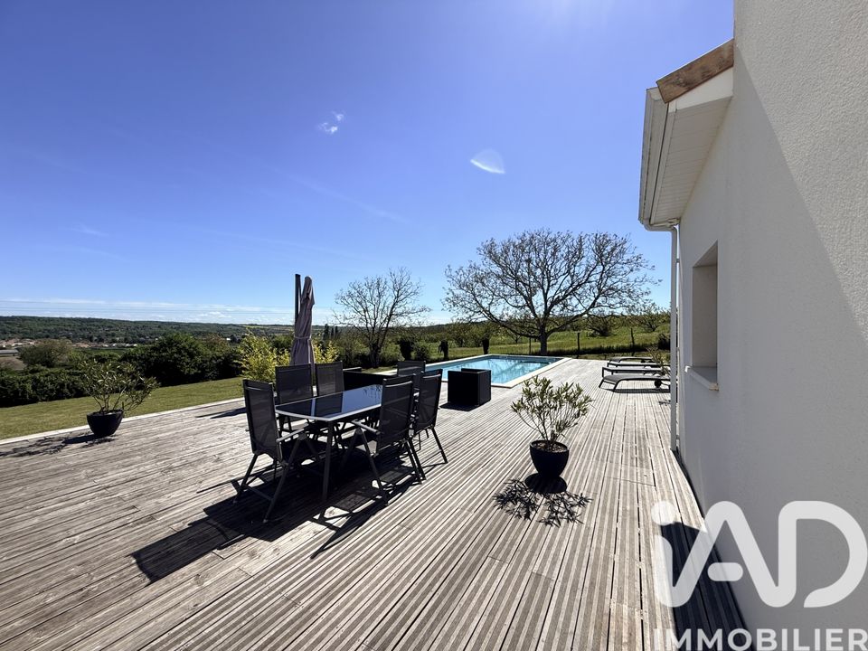 Villa en Vouneuil-sur-Vienne, Vienne - foto 2