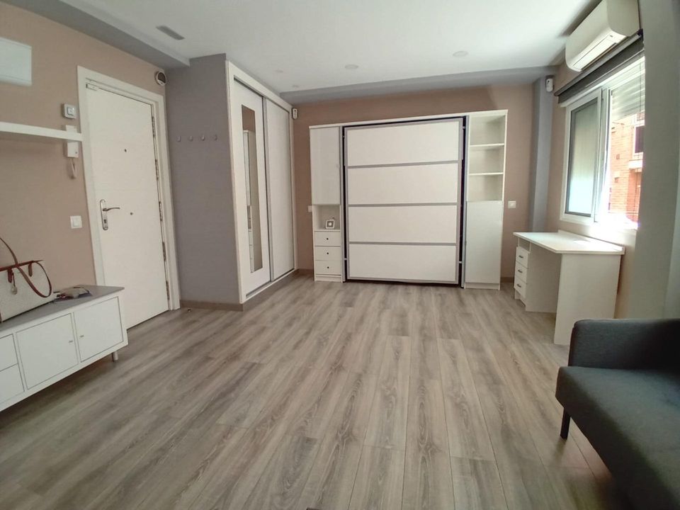 Estudi a San Sebastian De Los Reyes, Madrid - foto 1