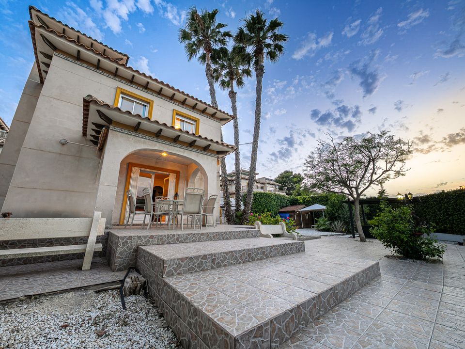 Villa en Playa Flamenca, Alicante - foto 2