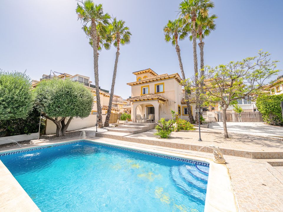Villa en Playa Flamenca, Alicante - foto 4