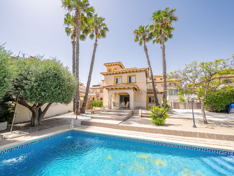 Villa en Playa Flamenca, Alicante - foto 5