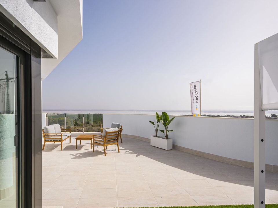 Rækkehus i Torrevieja, Alicante - foto 2