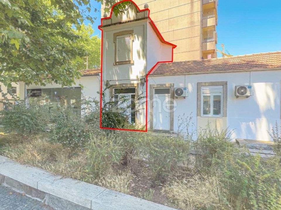 Villa i Santa Marinha do Zezere, Porto - bilde 1