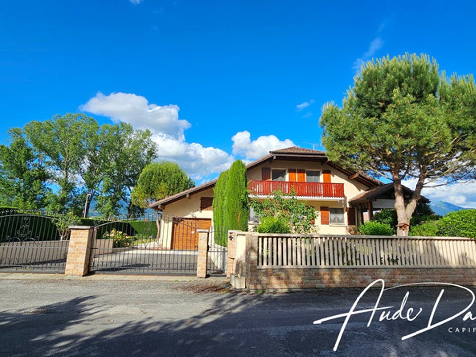 Villa in Reignier-Esery, Haute-Savoie - foto 1