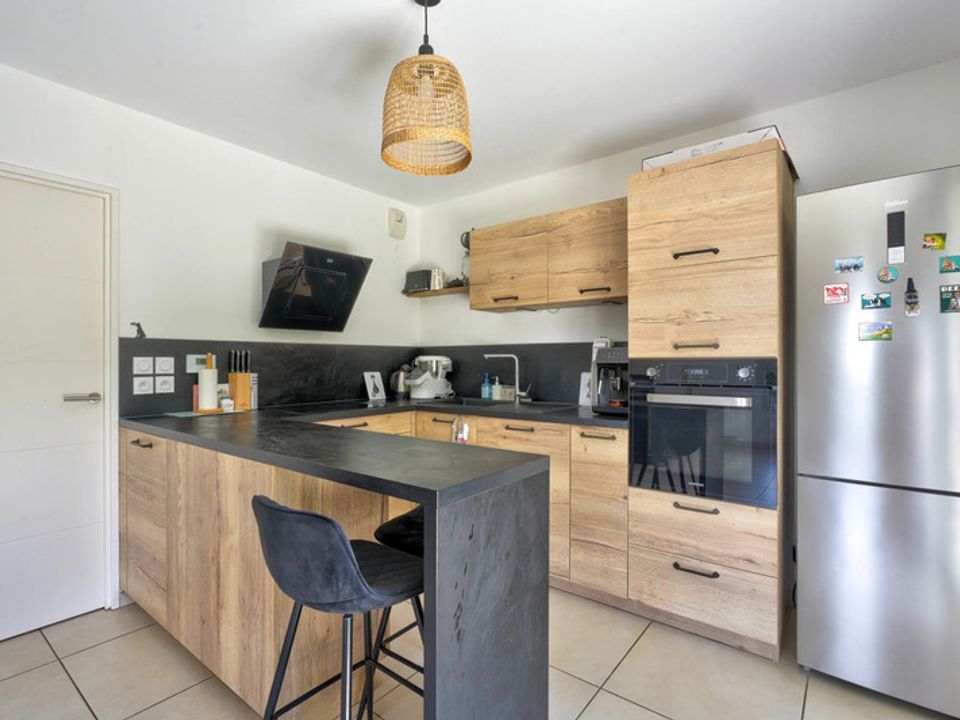 Lejlighed i Sainte-Foy-les-Lyon, Rhone - foto 2