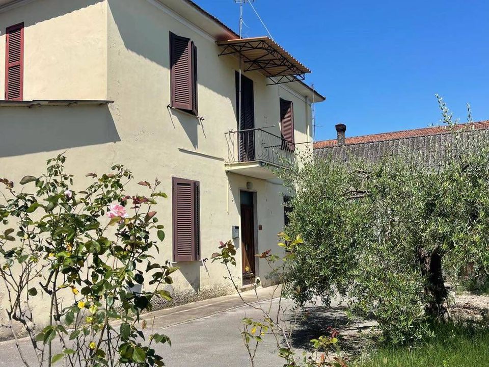 Villa em Frosinone, Frosinone - foto 1