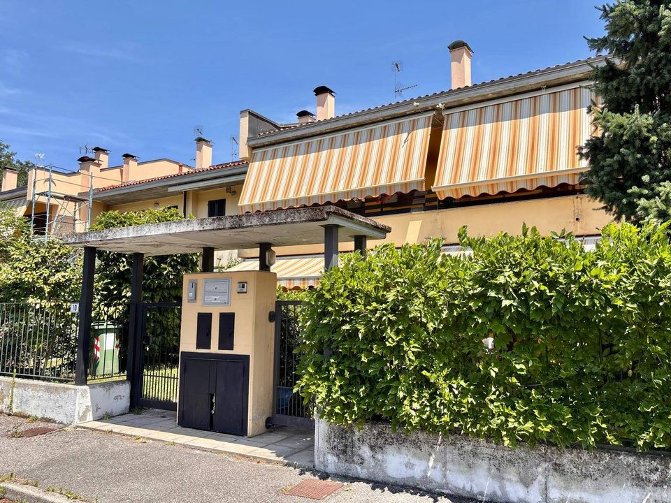 Casa adossada a Carate Brianza, Monza and Brianza - foto 5