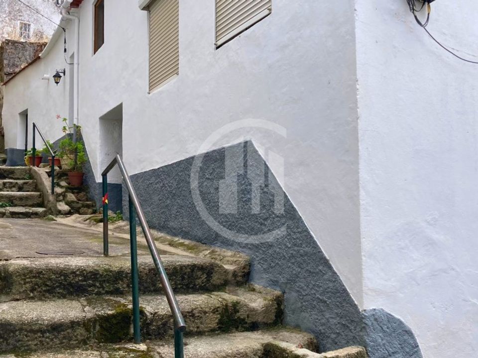 Erhvervsejendom i Gouveia, Guarda - foto 3