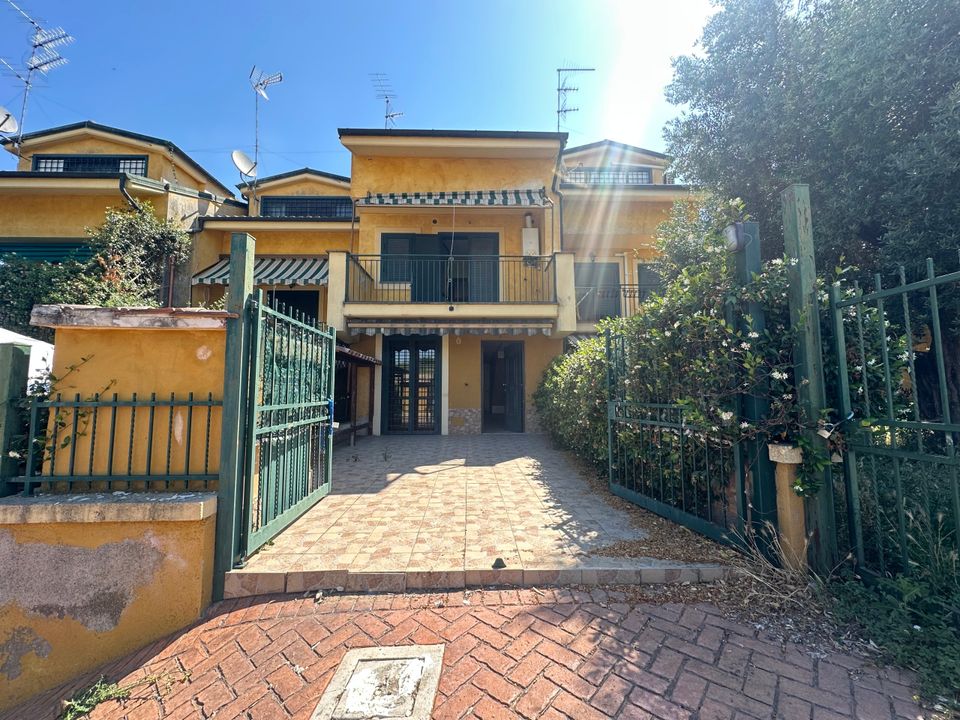 Villa i Guidonia Montecelio, Rome - foto 1