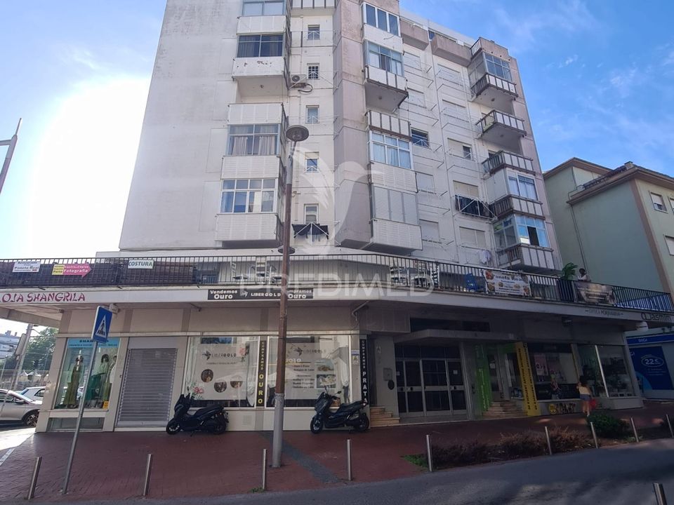 Lejlighed i Amadora, Lisbon - foto 1