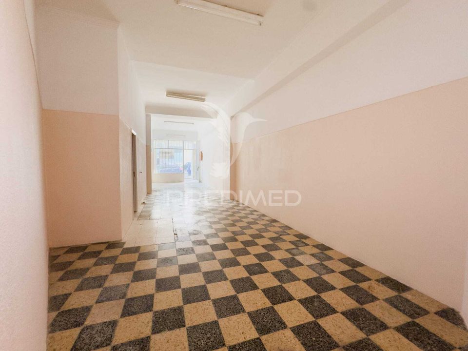 Erhvervsejendom i Almada, Setubal - foto 4