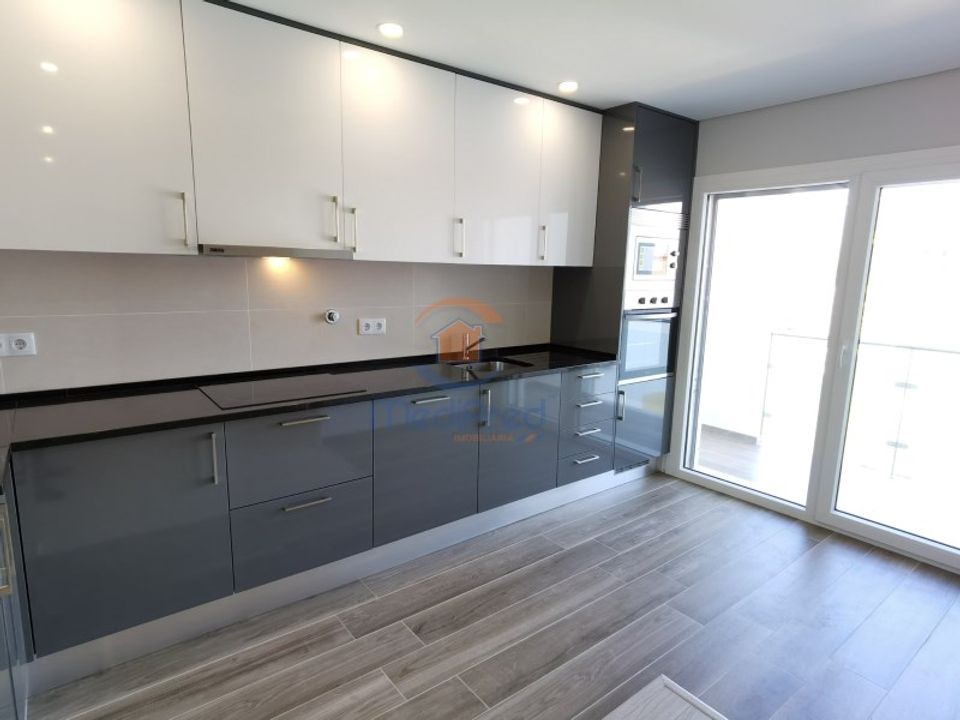 Duplex i Odivelas, Lisbon - foto 2