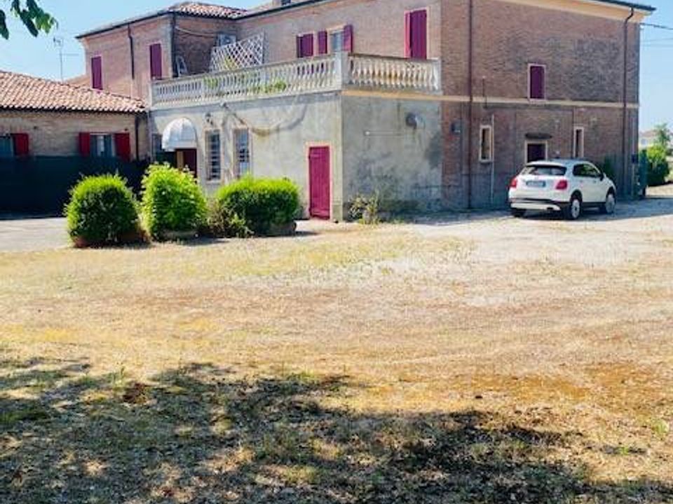 Lokal użytkowy: Ferrara, Ferrara – zdjęcie 1