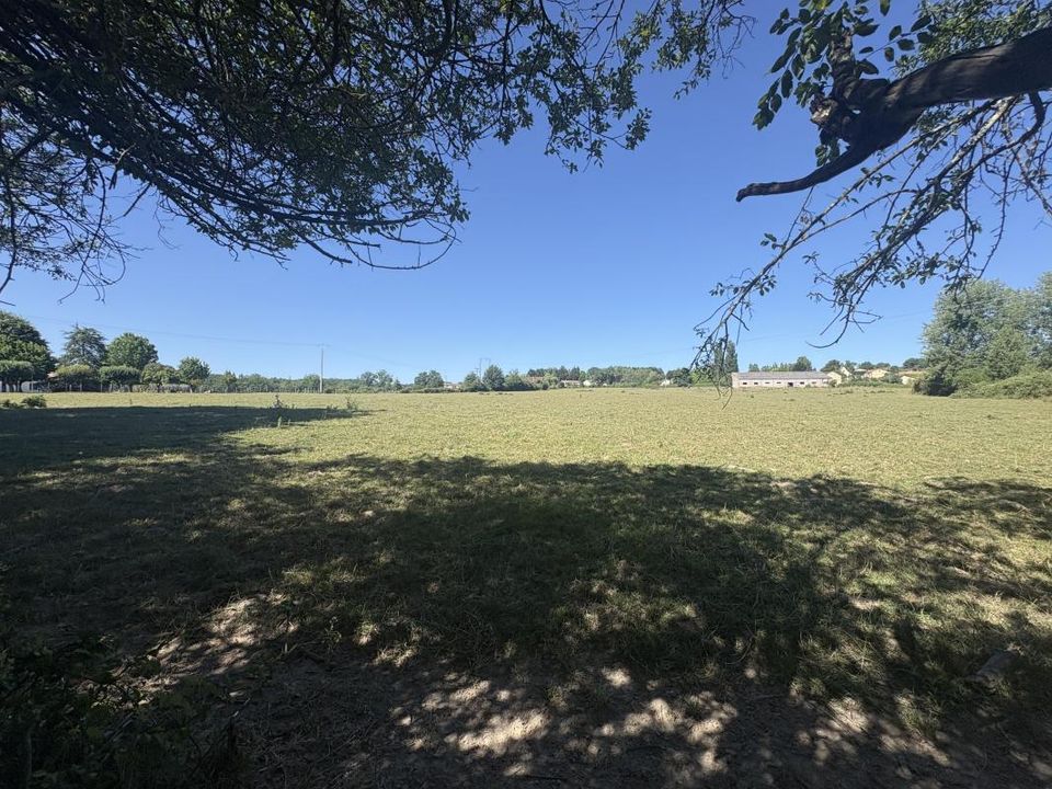 Helårsgrund i Saint-Nexans, Dordogne - foto 1