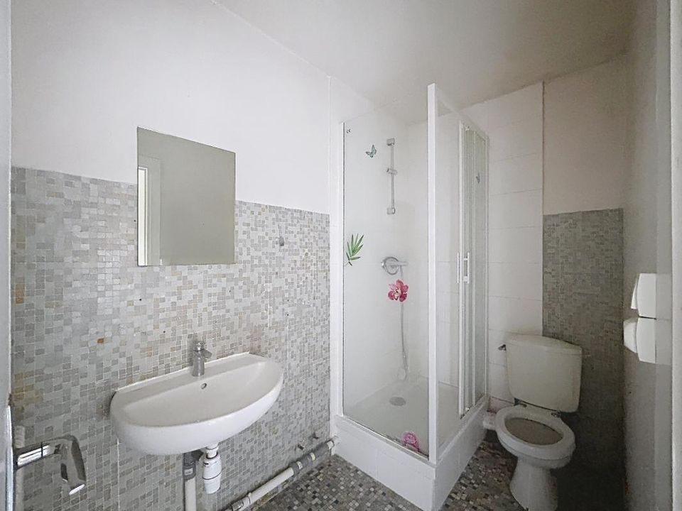 Apartment in Clermont-Ferrand, Puy-de-Dome - photo 5