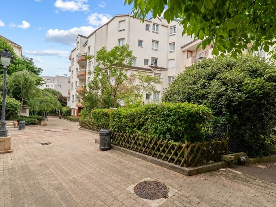 Lejlighed i Nogent-sur-Marne, Val-de-Marne - foto 1