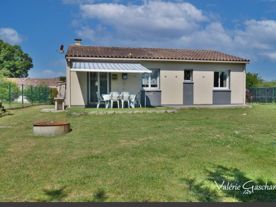 Villa in Saint-Seurin-sur-l'Isle, Gironde - foto 5