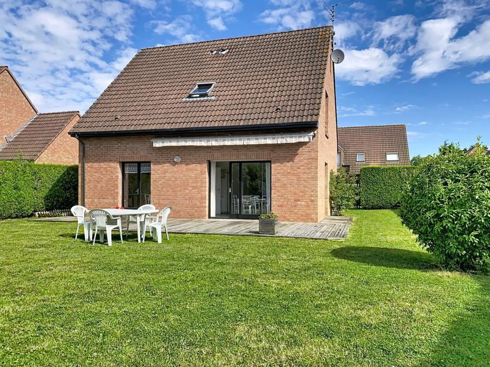 Villa in La Chapelle-dArmentières, Nord - foto 1