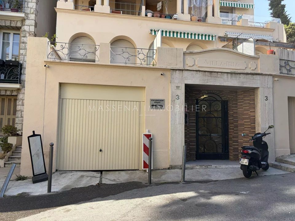 Garaż: Nice, Alpes-Maritimes – zdjęcie 1