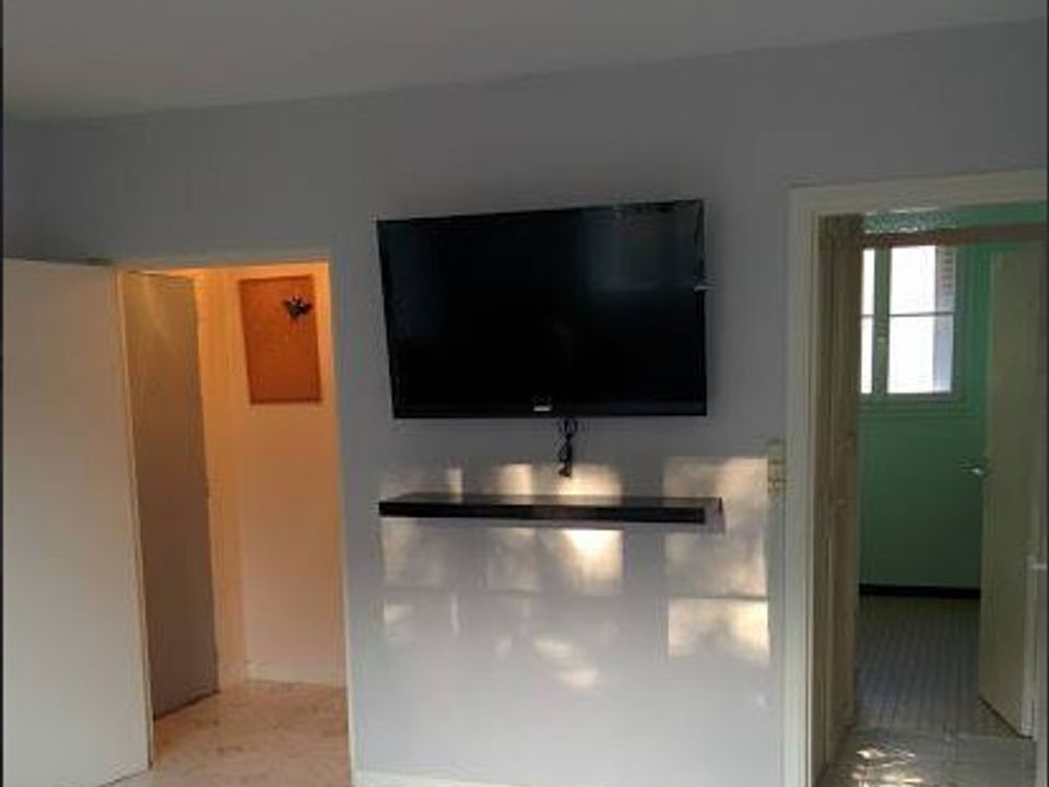 Apartment in Choisy-le-Roi, Val-de-Marne - photo 1