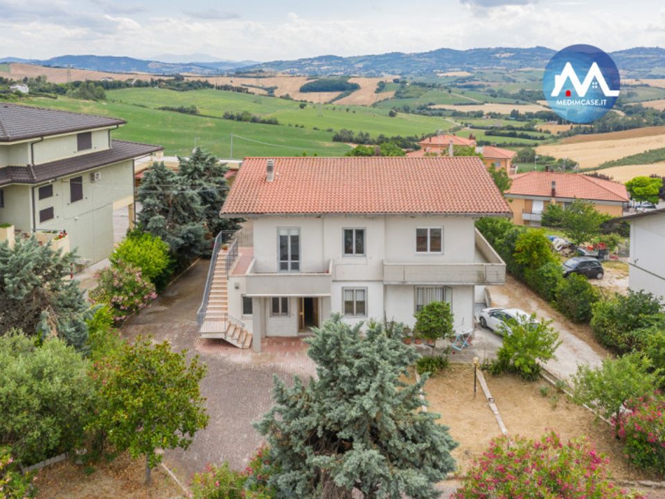 Villa em Tavullia, Pesaro and Urbino - foto 1