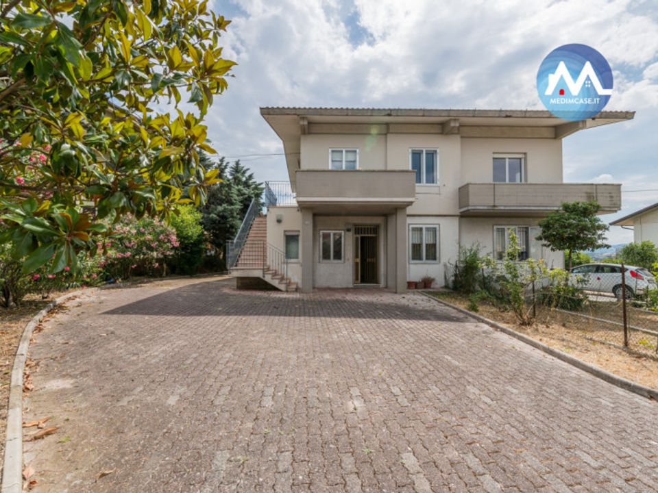 Villa em Tavullia, Pesaro and Urbino - foto 2