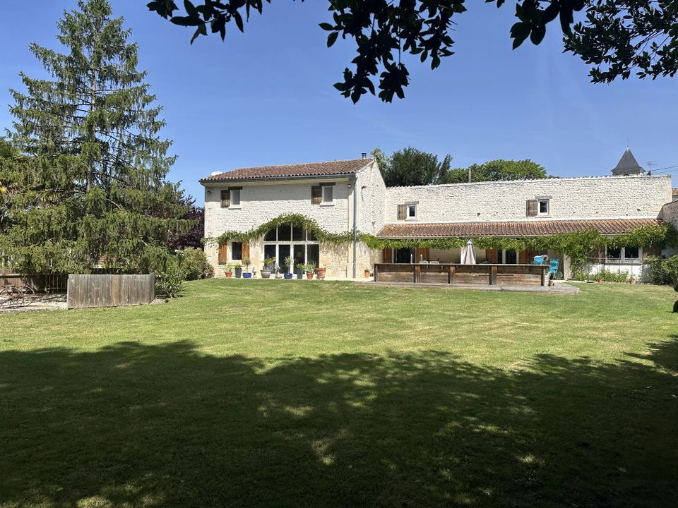 Casa de aldeia em Chadenac, Charente-Maritime - foto 5