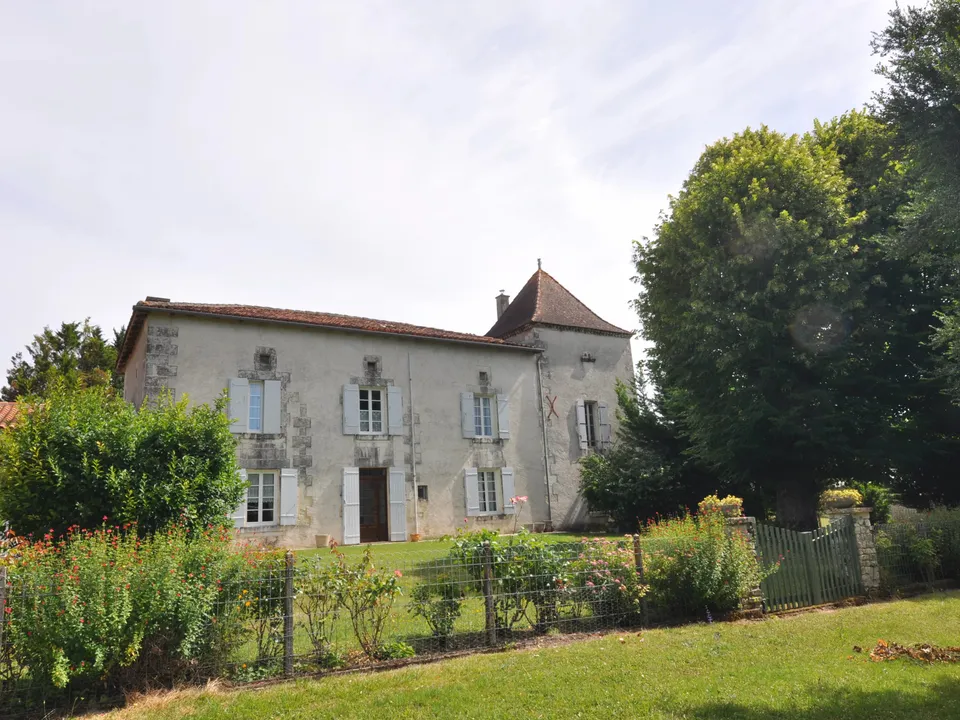 Villa i Aubeterre-sur-Dronne, Charente - foto 2