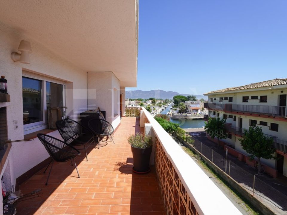 Lejlighed i Empuriabrava, Gerona - foto 5