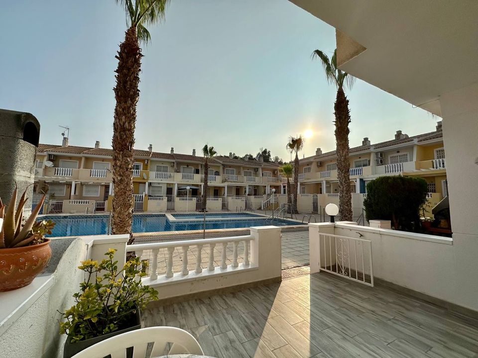 Town house in Guardamar Del Segura, Alicante - photo 2