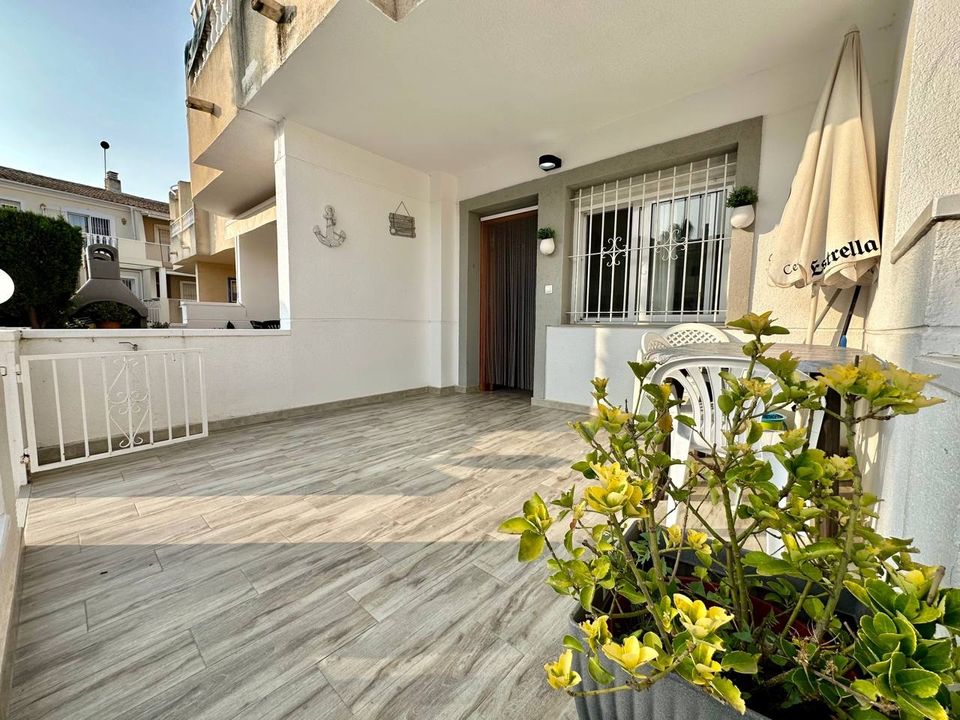 Town house in Guardamar Del Segura, Alicante - photo 3