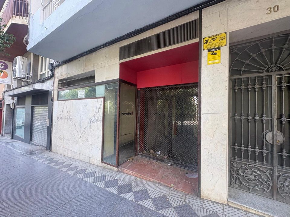 Commercieel vastgoed in Jaen, Jaen - foto 1