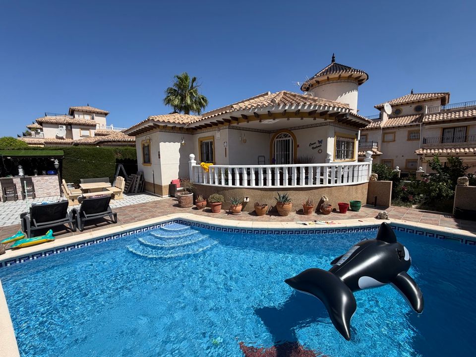 Villa i Villamartin, Alicante - foto 1