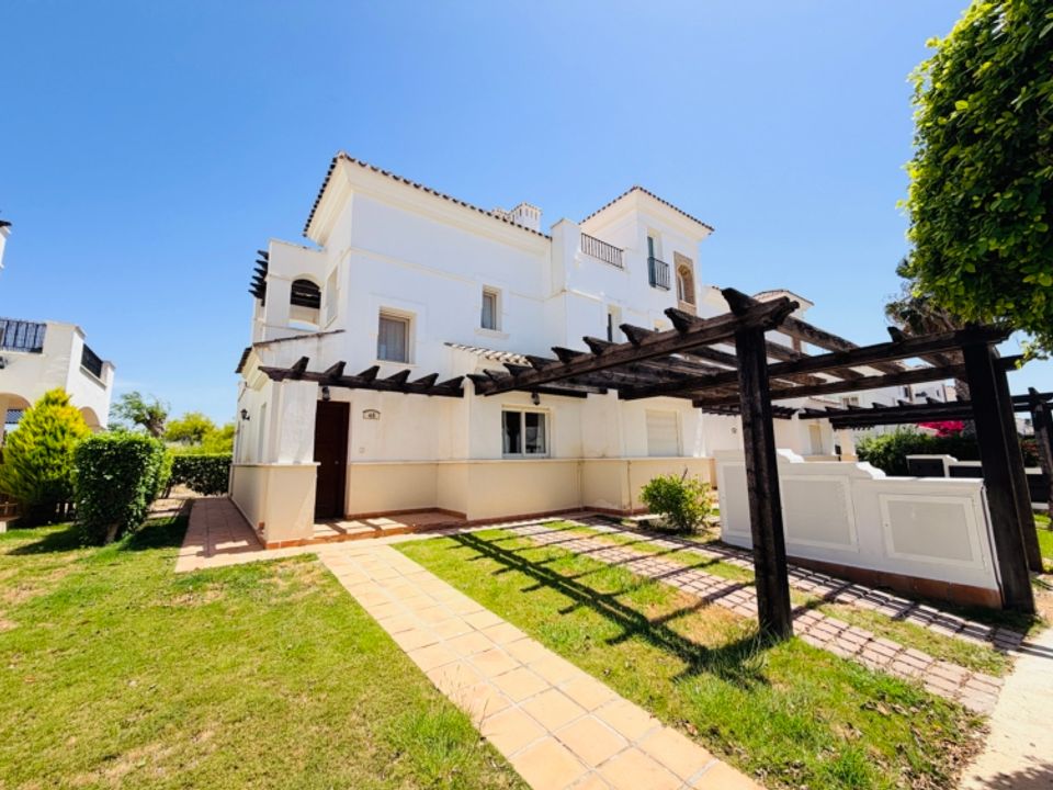Byhus i La Torre Golf Resort, Murcia - foto 1