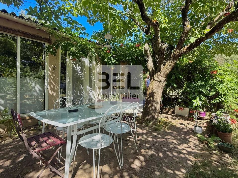 Villa i Bagnols-sur-Cèze, Gard - foto 1